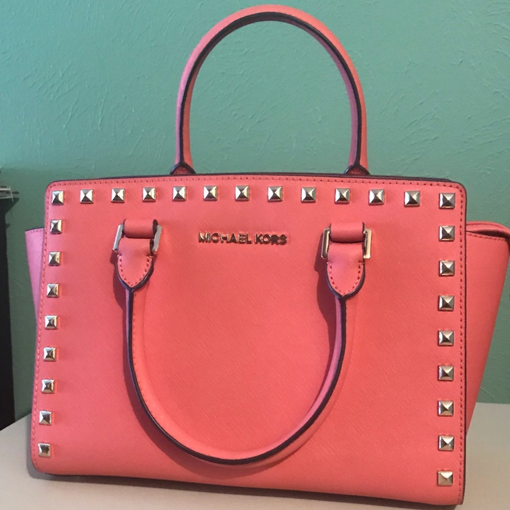 Michael Kors Selma Medium Studded Saffiano
